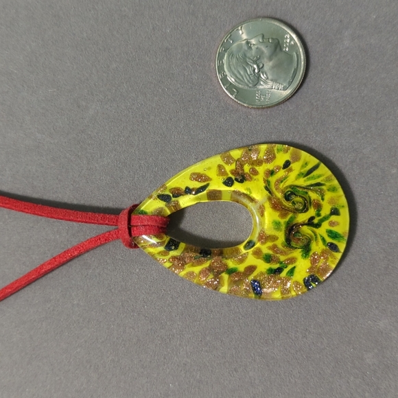 Unique Lampwork Glass Necklace - Picture 2 of 3